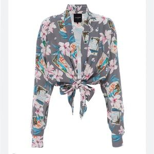 BNWT Le Superbe Topper Aloha Postcard print shirt/blouse cropped
